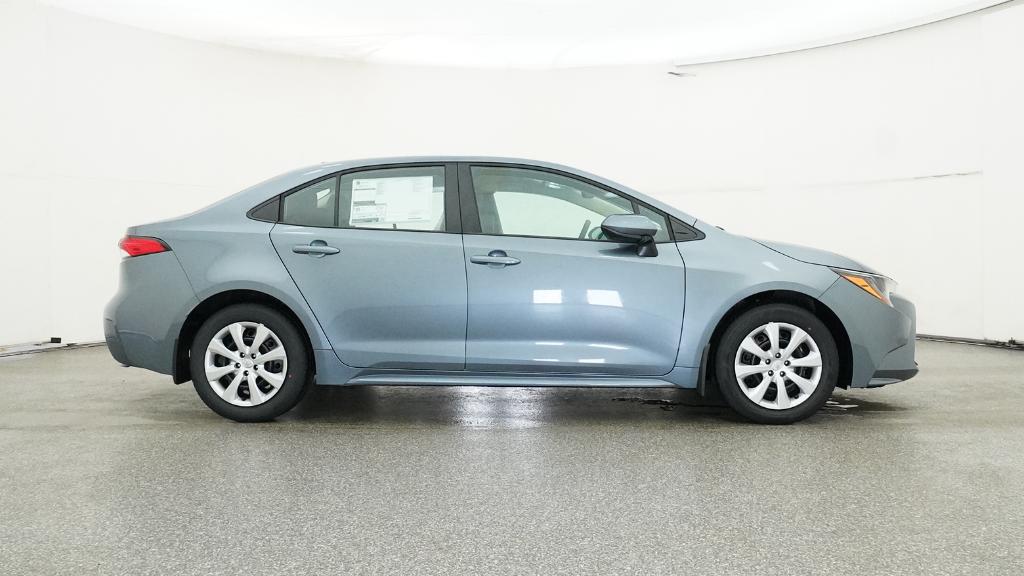 2026 Toyota Corolla LE photo 26