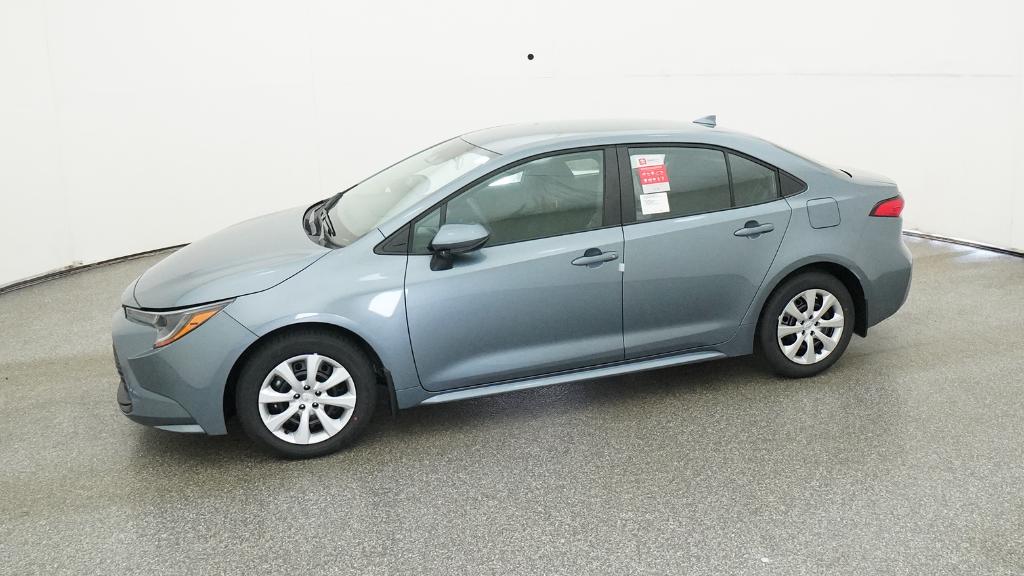 2026 Toyota Corolla LE photo 7