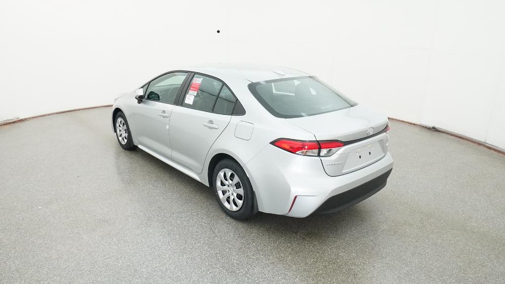 2026 Toyota Corolla LE photo 13