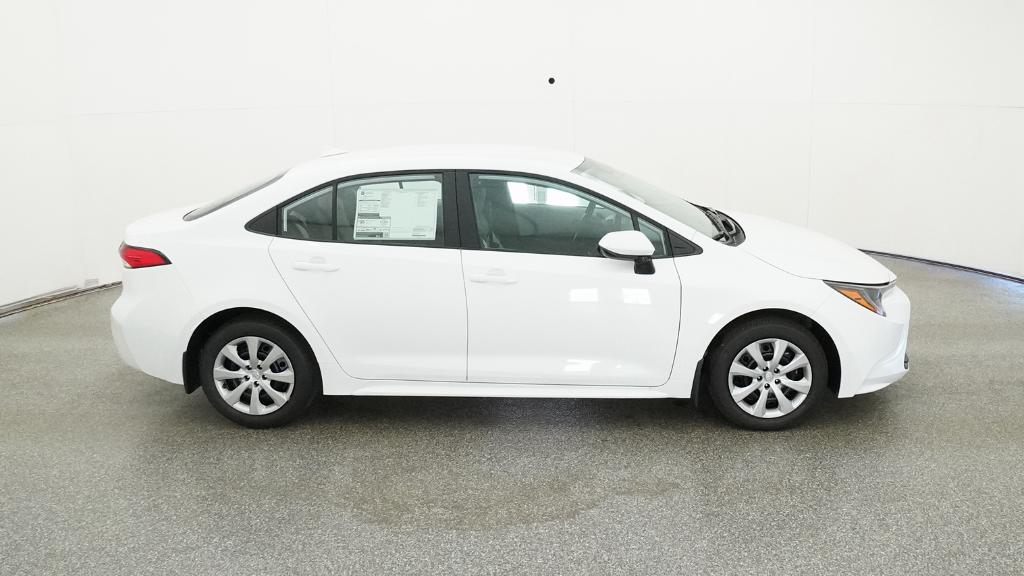 2026 Toyota Corolla LE photo 2