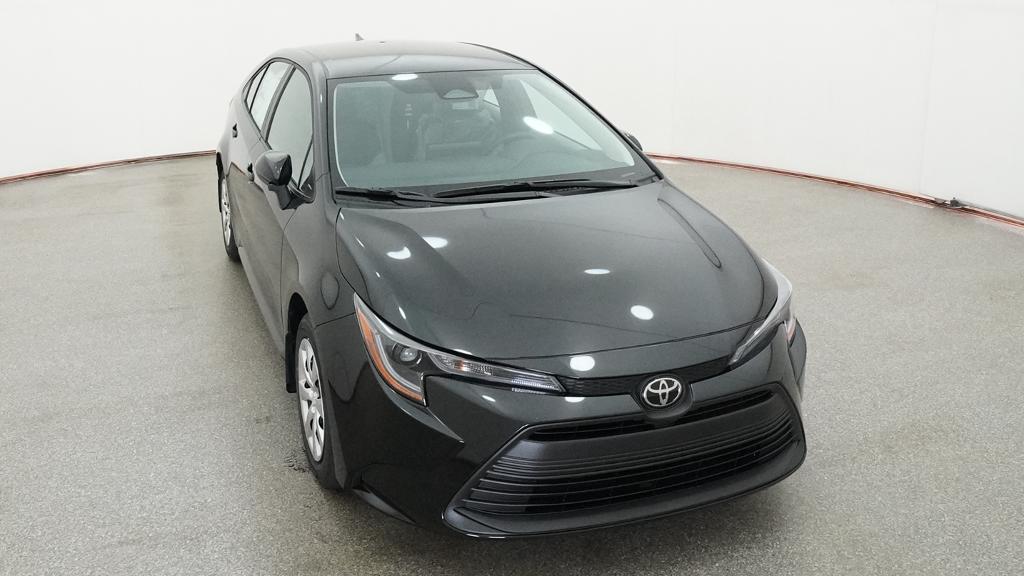 2026 Toyota Corolla LE 4dr Car Slide 15
