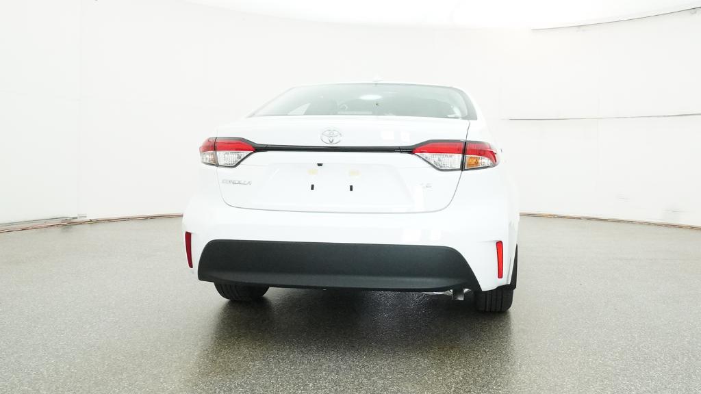 2026 Toyota Corolla LE photo 16