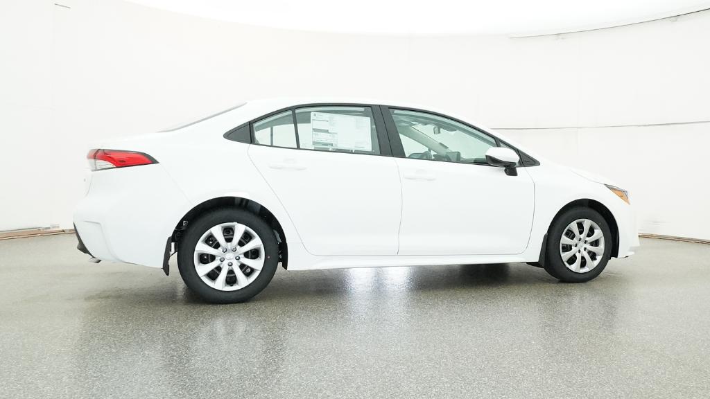 2026 Toyota Corolla LE photo 22