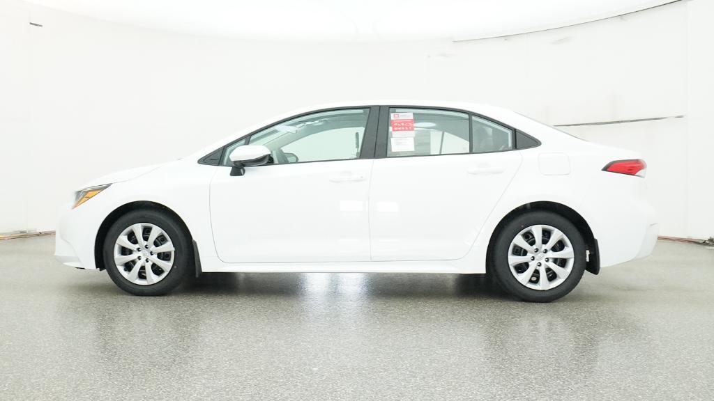 2026 Toyota Corolla LE photo 9