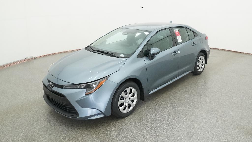 2026 Toyota Corolla LE's photo