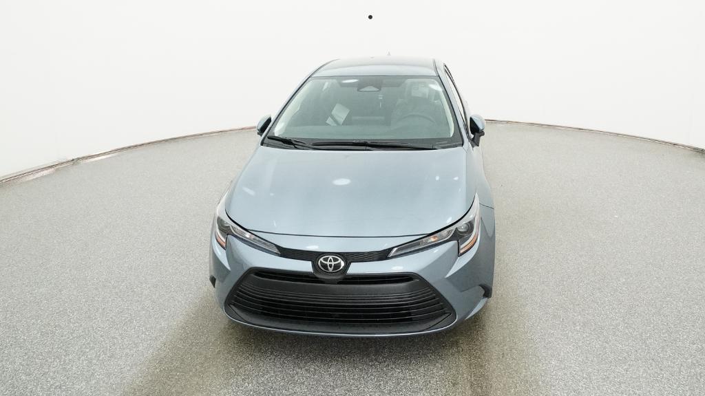 2026 Toyota Corolla LE photo 2