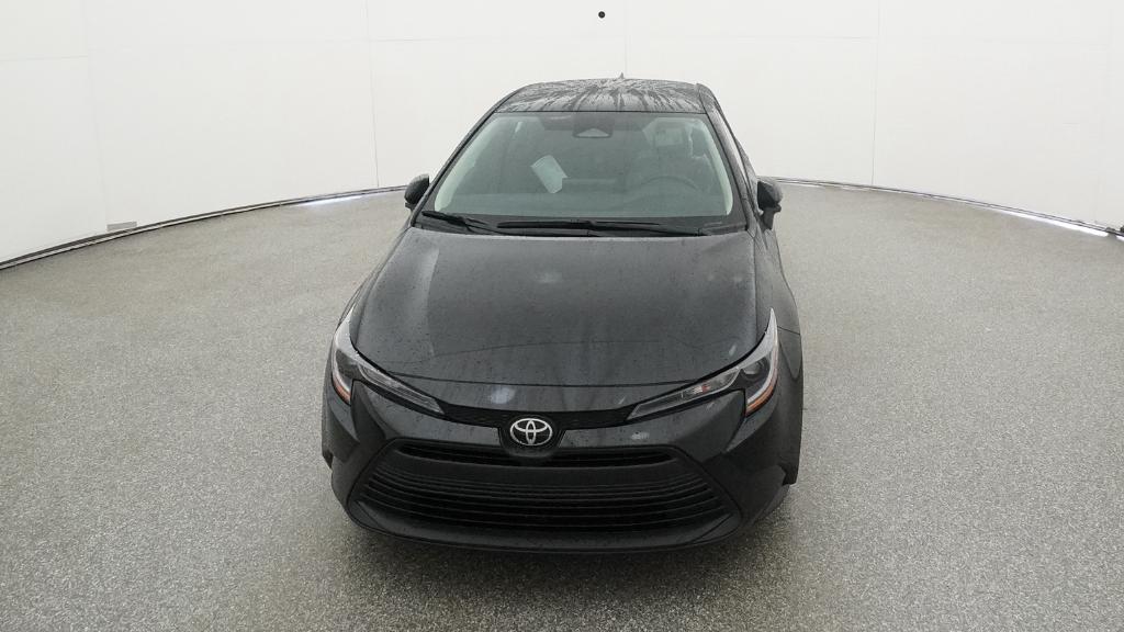 2026 Toyota Corolla LE photo 2
