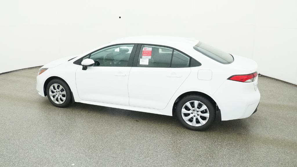 2026 Toyota Corolla LE photo 9
