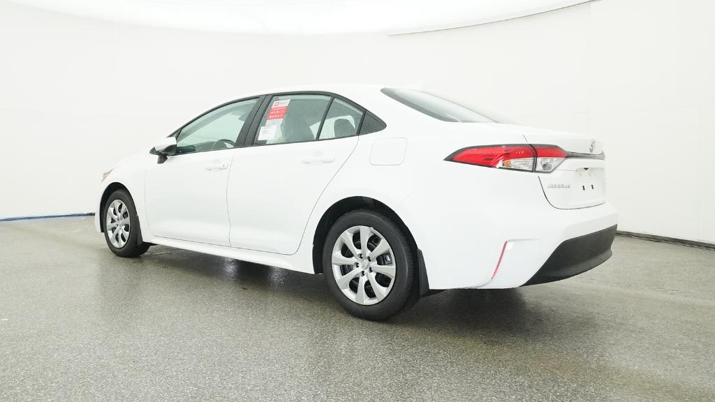 2026 Toyota Corolla LE photo 12