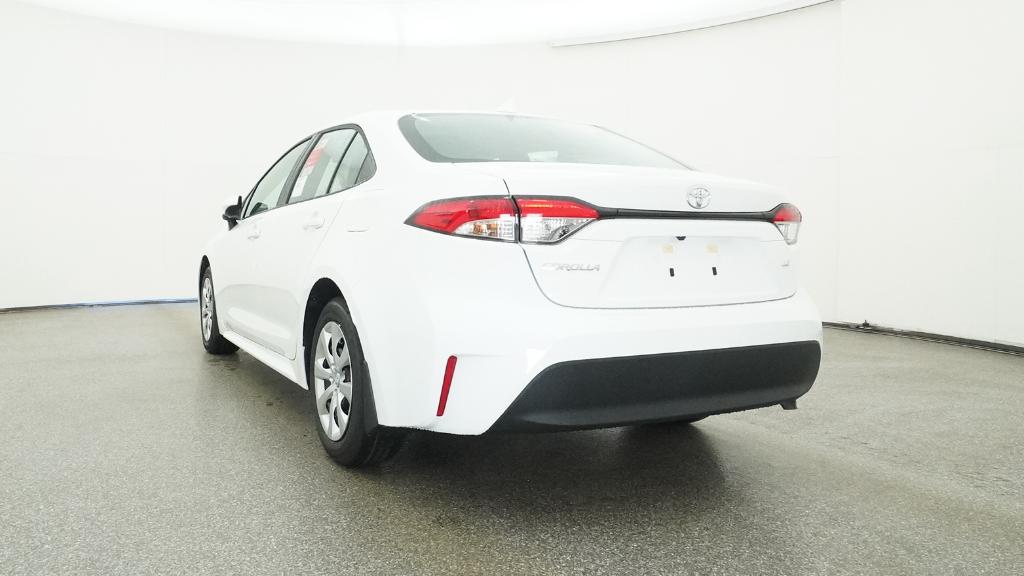 2026 Toyota Corolla LE photo 13