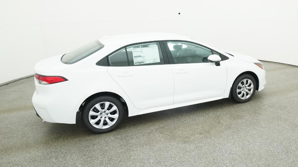 2026 Toyota Corolla LE photo 22