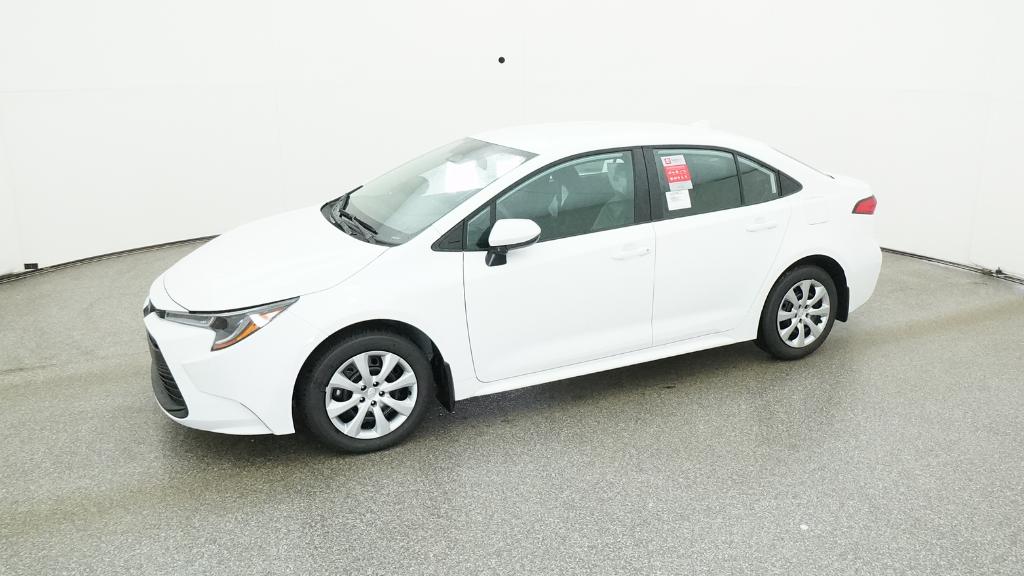 2026 Toyota Corolla LE photo 5