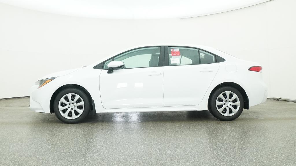 2026 Toyota Corolla LE photo 8