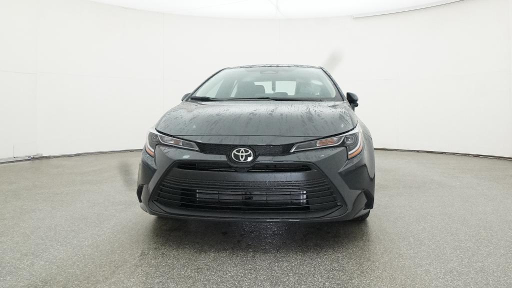 2026 Toyota Corolla LE photo 3