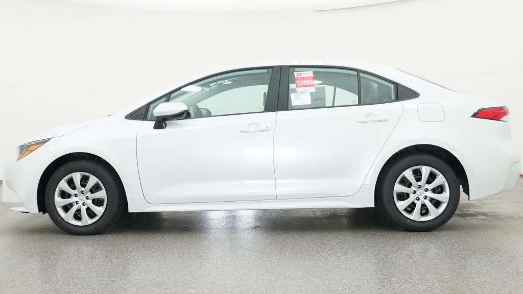 New 2026 Wind Chill Pearl Toyota LE image 39