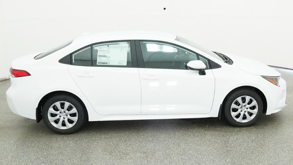 New 2026 Ice Cap Toyota  LE image 17