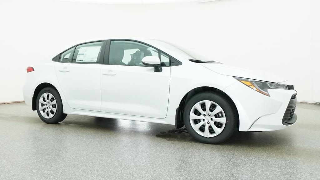 New 2026 Wind Chill Pearl <sup>1</sup> Toyota  LE image 11