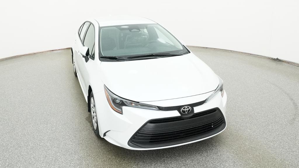 New 2026 Wind Chill Pearl <sup>1</sup> Toyota  LE image 8