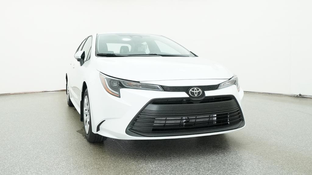 New 2026 Wind Chill Pearl <sup>1</sup> Toyota  LE image 7