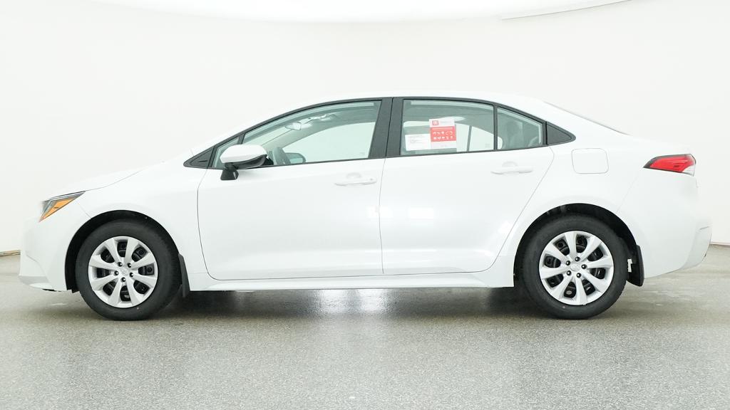 New 2026 Wind Chill Pearl <sup>1</sup> Toyota  LE image 2