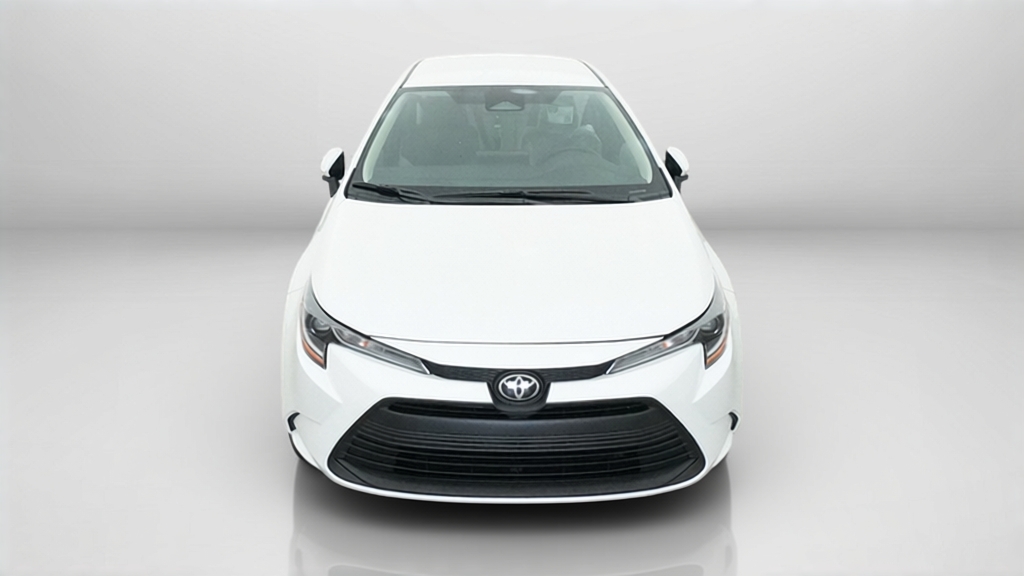 New 2026 Wind Chill Pearl <sup>1</sup> Toyota  LE image 16