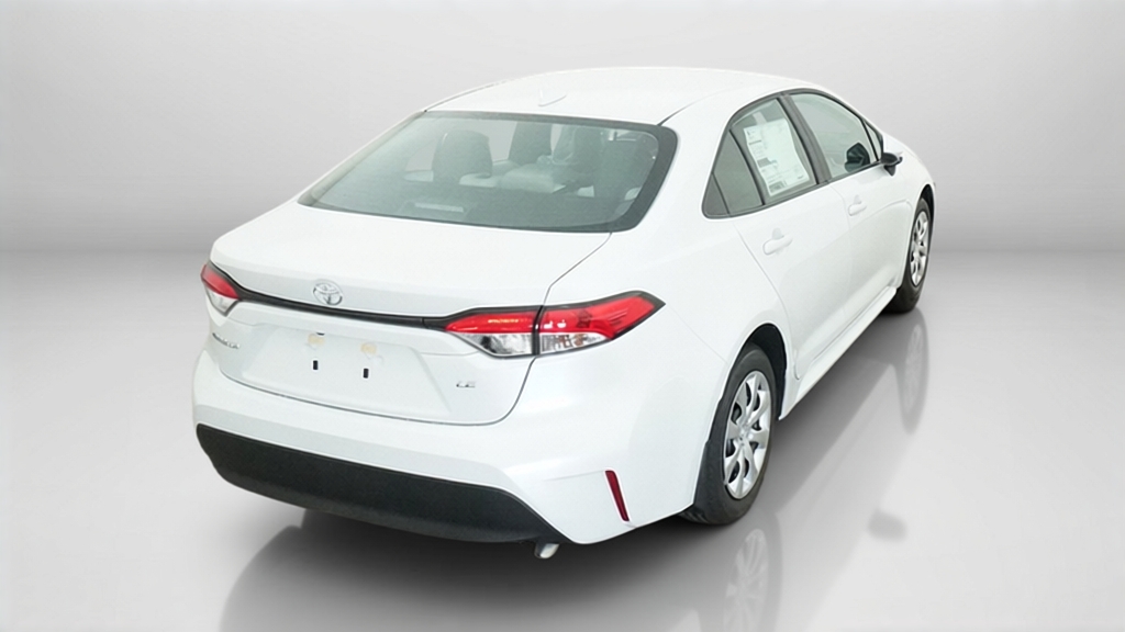 New 2026 Wind Chill Pearl <sup>1</sup> Toyota  LE image 11