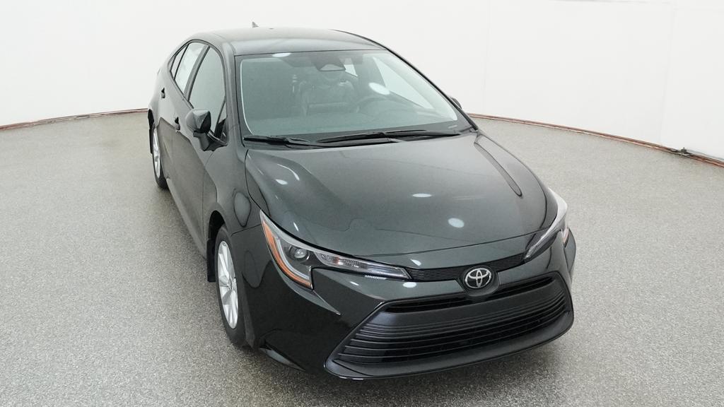 New 2027 Inked Toyota LE image 31
