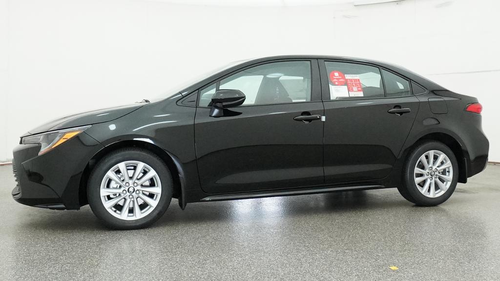 New 2027 Inked Toyota LE image 27