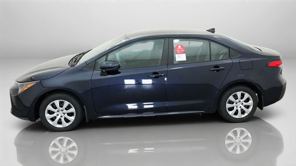 New 2027 Blueprint Toyota  LE image 2
