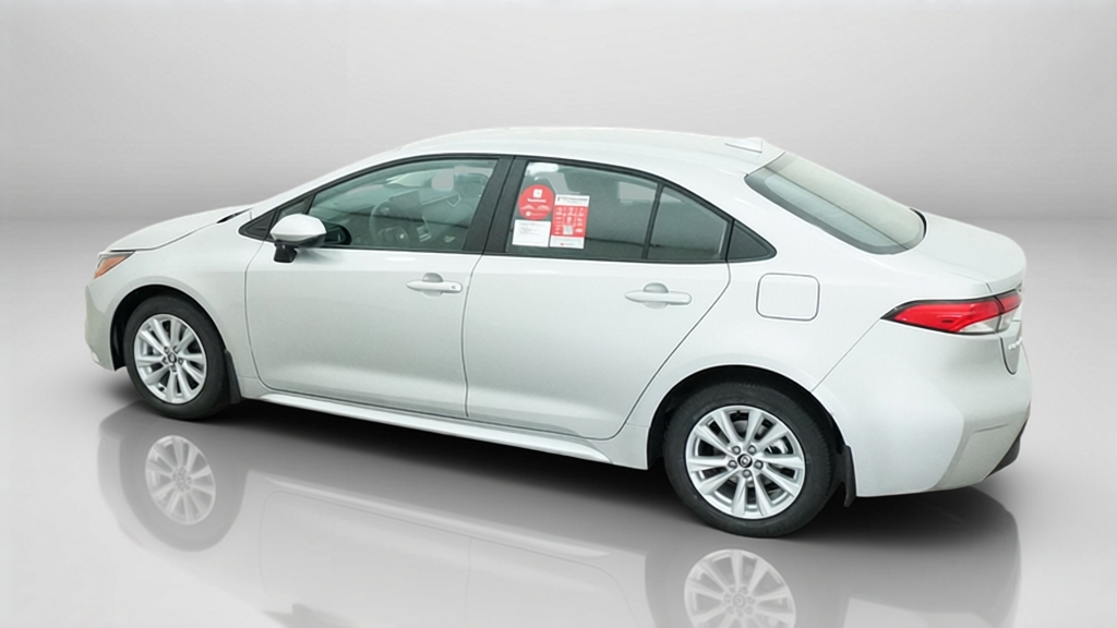 New 2027 Classic Silver Metallic Toyota  LE image 15