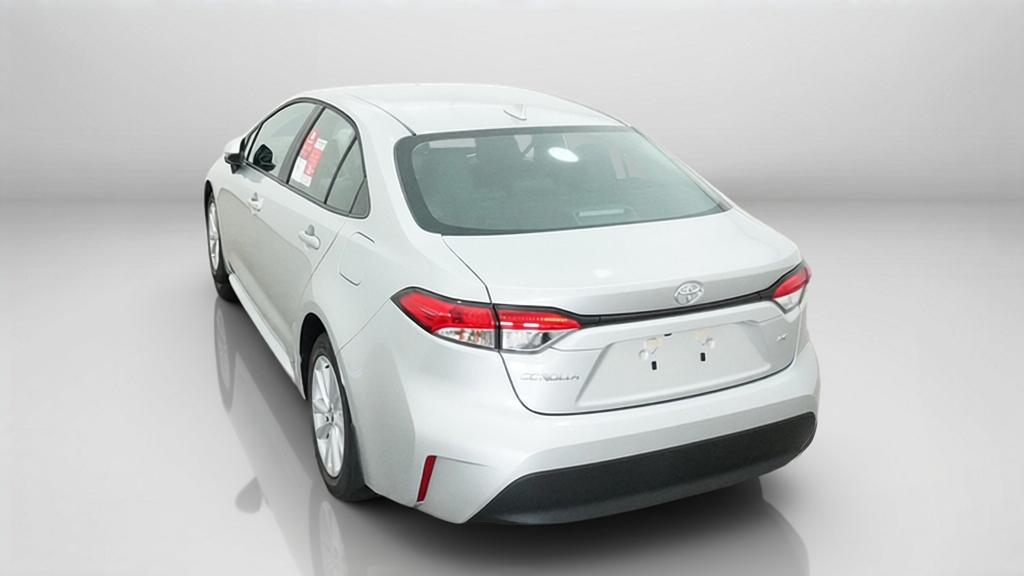 New 2027 Classic Silver Metallic Toyota  LE image 13