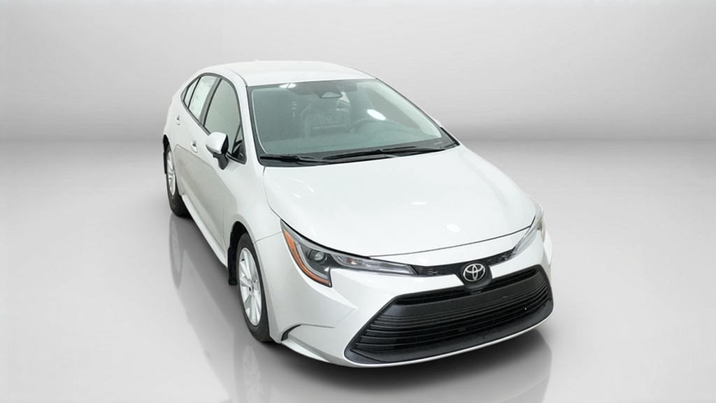 New 2027 Classic Silver Metallic Toyota  LE image 4