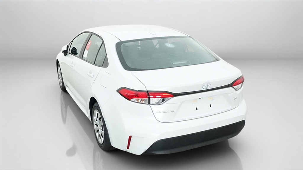 New 2027 Wind Chill Pearl <sup>1</sup> Toyota  LE image 13