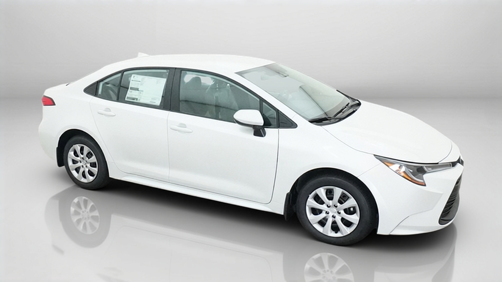 New 2027 Wind Chill Pearl <sup>1</sup> Toyota  LE image 7