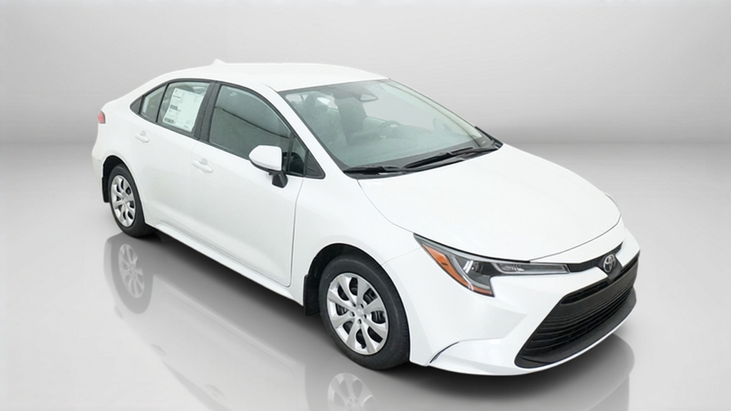 New 2027 Wind Chill Pearl <sup>1</sup> Toyota  LE image 6