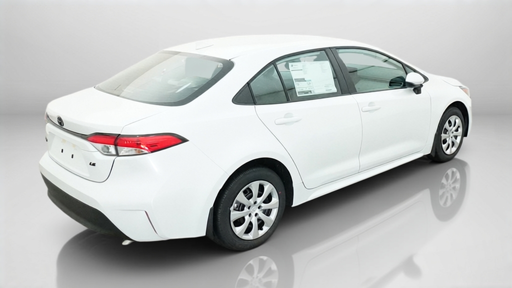New 2027 Wind Chill Pearl Toyota LE image 29