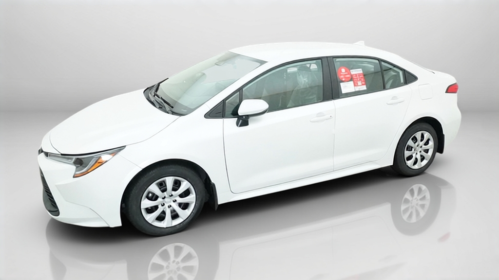 New 2027 Wind Chill Pearl Toyota LE image 23