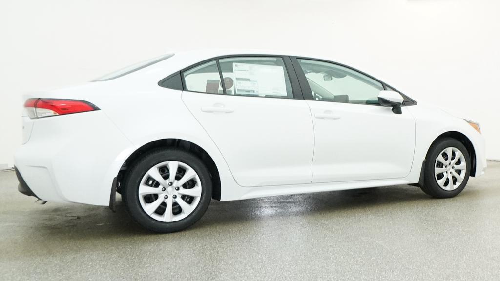 New 2027 Wind Chill Pearl <sup>1</sup> Toyota  LE image 15