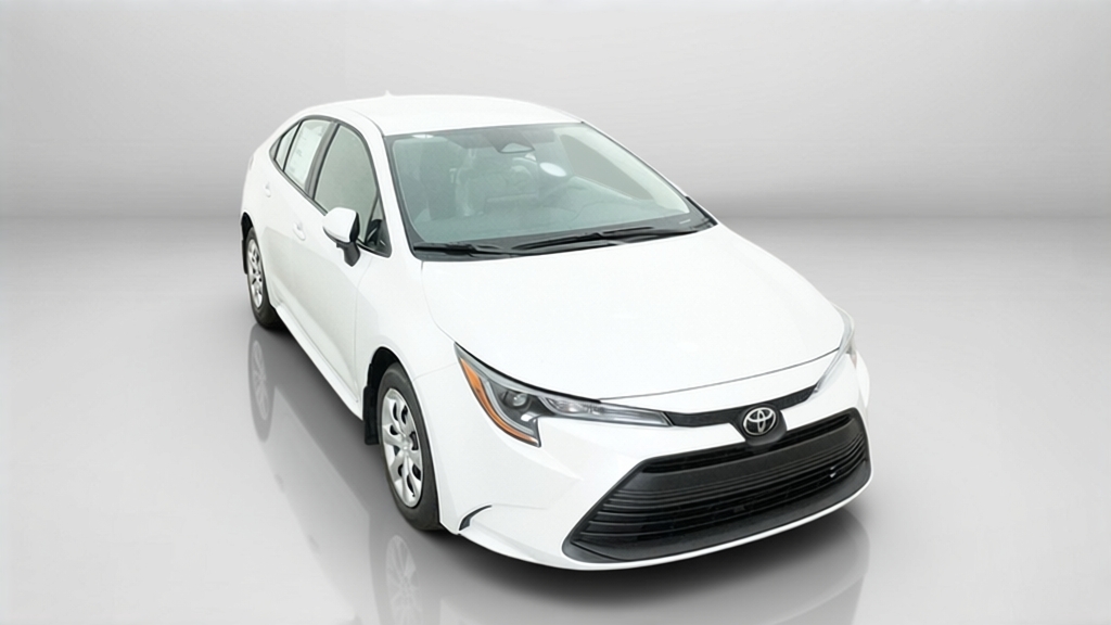 New 2027 Wind Chill Pearl <sup>1</sup> Toyota  LE image 4