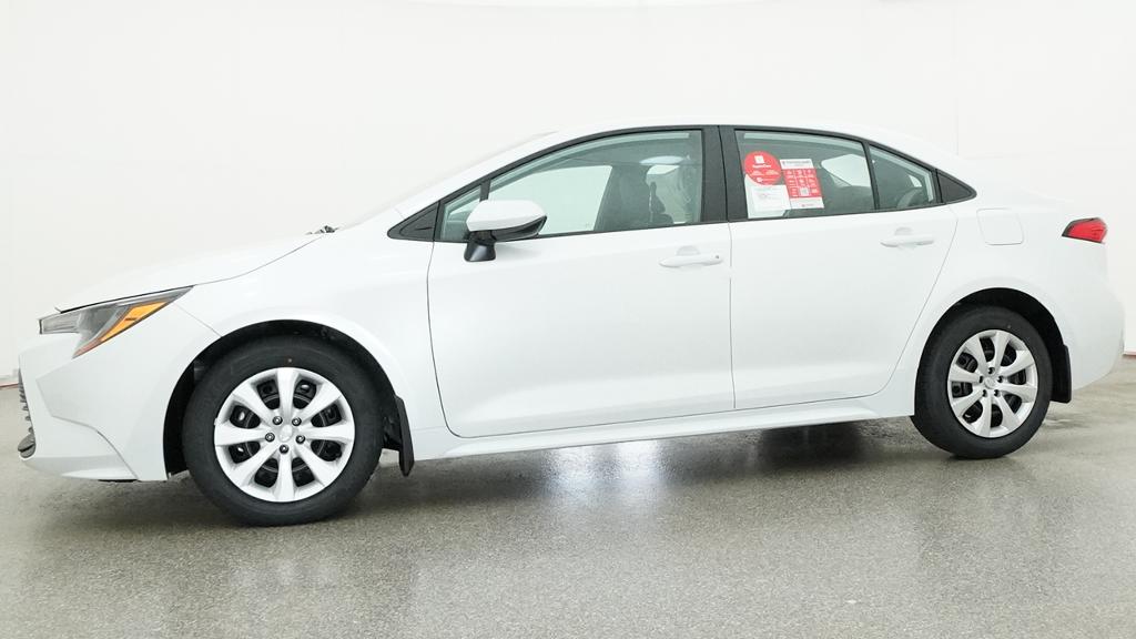 New 2027 Wind Chill Pearl Toyota LE image 4