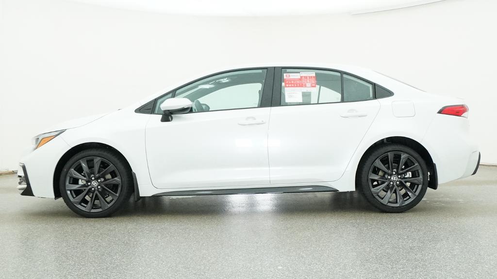 New 2026 Wind Chill Pearl <sup>1</sup> Toyota  SE image 2