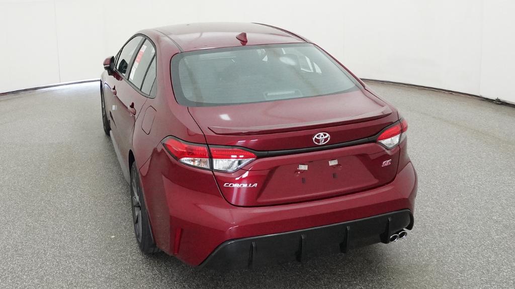 New 2026 Ruby Flare Pearl <sup>1</sup> Toyota  SE image 3