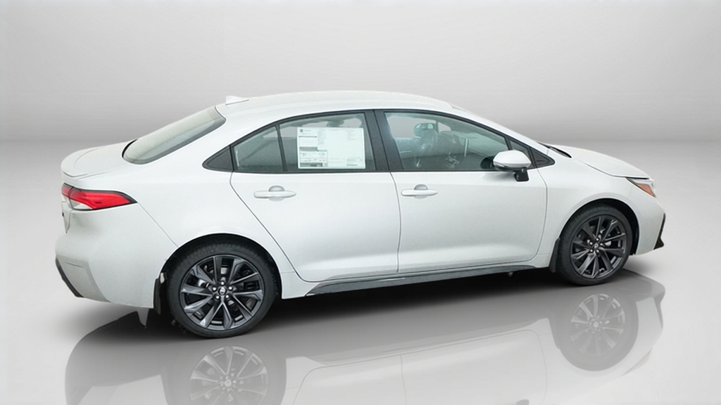 2027 Toyota Corolla SE 4dr Car Slide 11