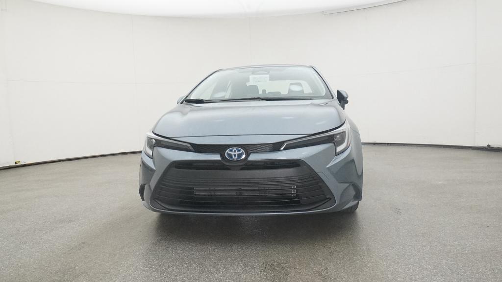 2025 Toyota Corolla Hybrid LE photo 3