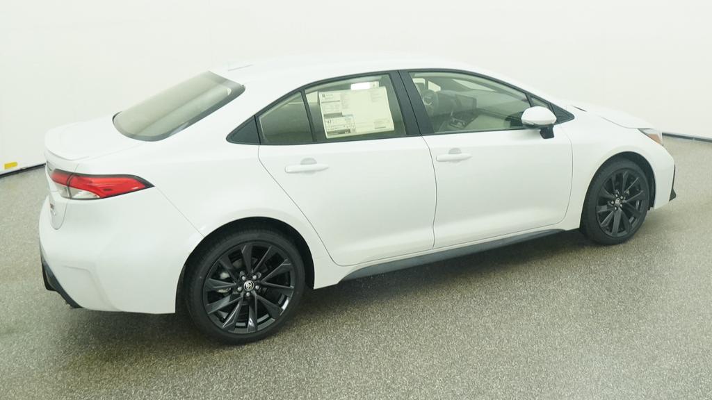 New 2026 Wind Chill Pearl <sup>1</sup> Toyota  SE image 43