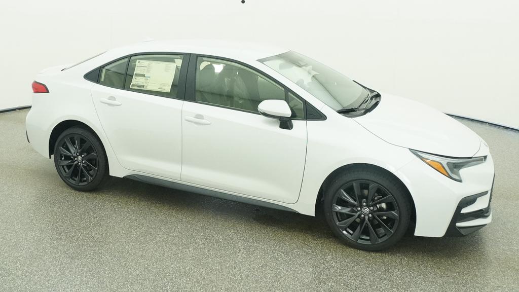 New 2026 Wind Chill Pearl <sup>1</sup> Toyota  SE image 39