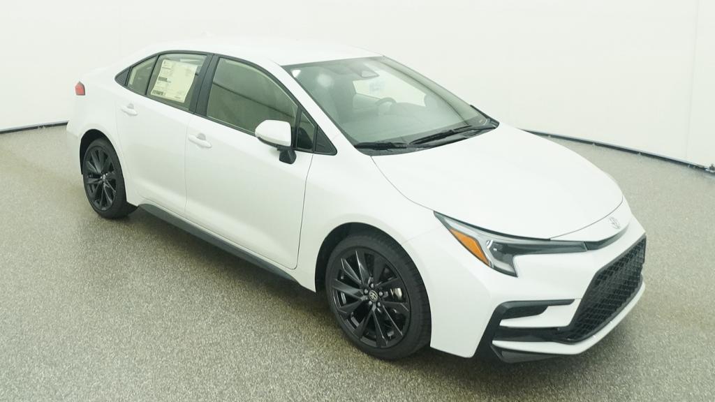 New 2026 Wind Chill Pearl <sup>1</sup> Toyota  SE image 37