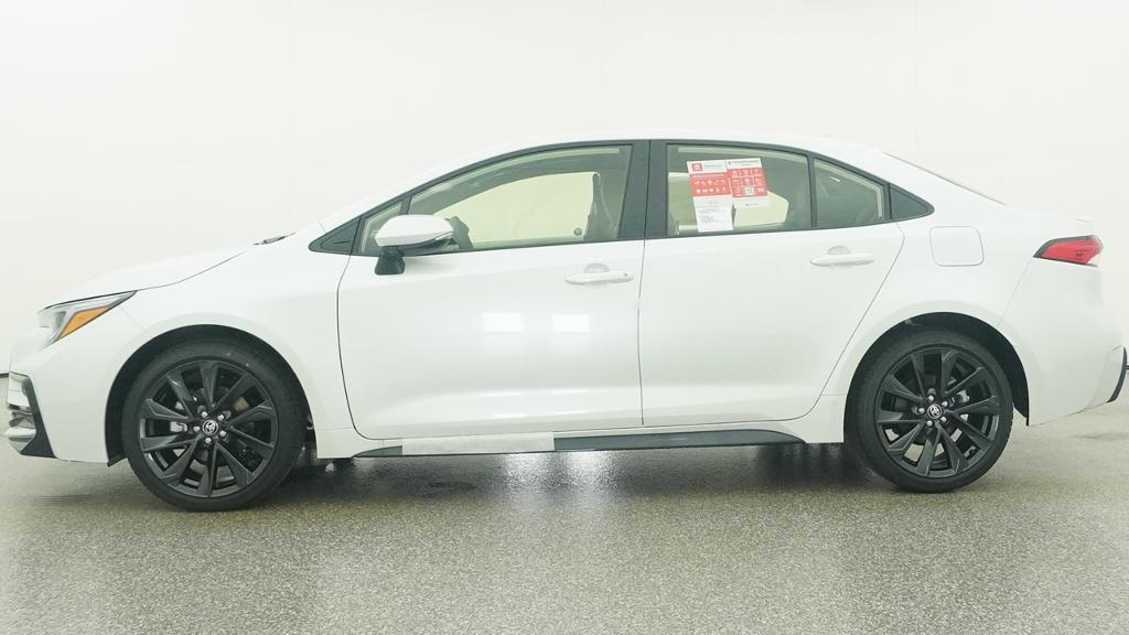 New 2026 Wind Chill Pearl <sup>1</sup> Toyota  SE image 29