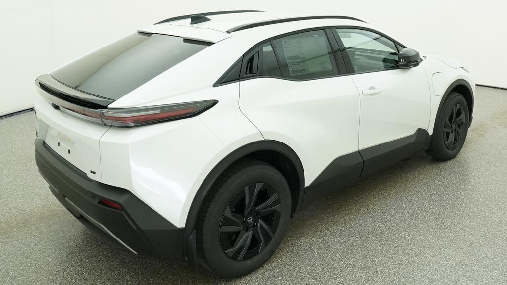 New 2026 Wind Chill Pearl Toyota SE image 38