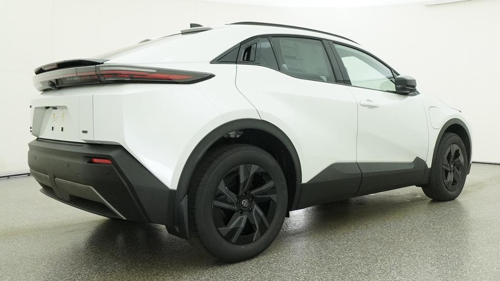 New 2026 Wind Chill Pearl Toyota SE image 37